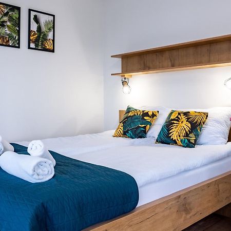 Rajska Polana Domki Premium ,Na Odludziu Z Prywatna Balia Z Jacuzzi I Sauna ,Cisza,Rowery Elektryczne,Gory,Astroprzygoda,- Adrspach, Skalne Miasto, Zamek Ksiaz,Andrzejowka,Karpacz, Sniezka,Janskie Laznie,Pec Mieroszow Exteriér fotografie
