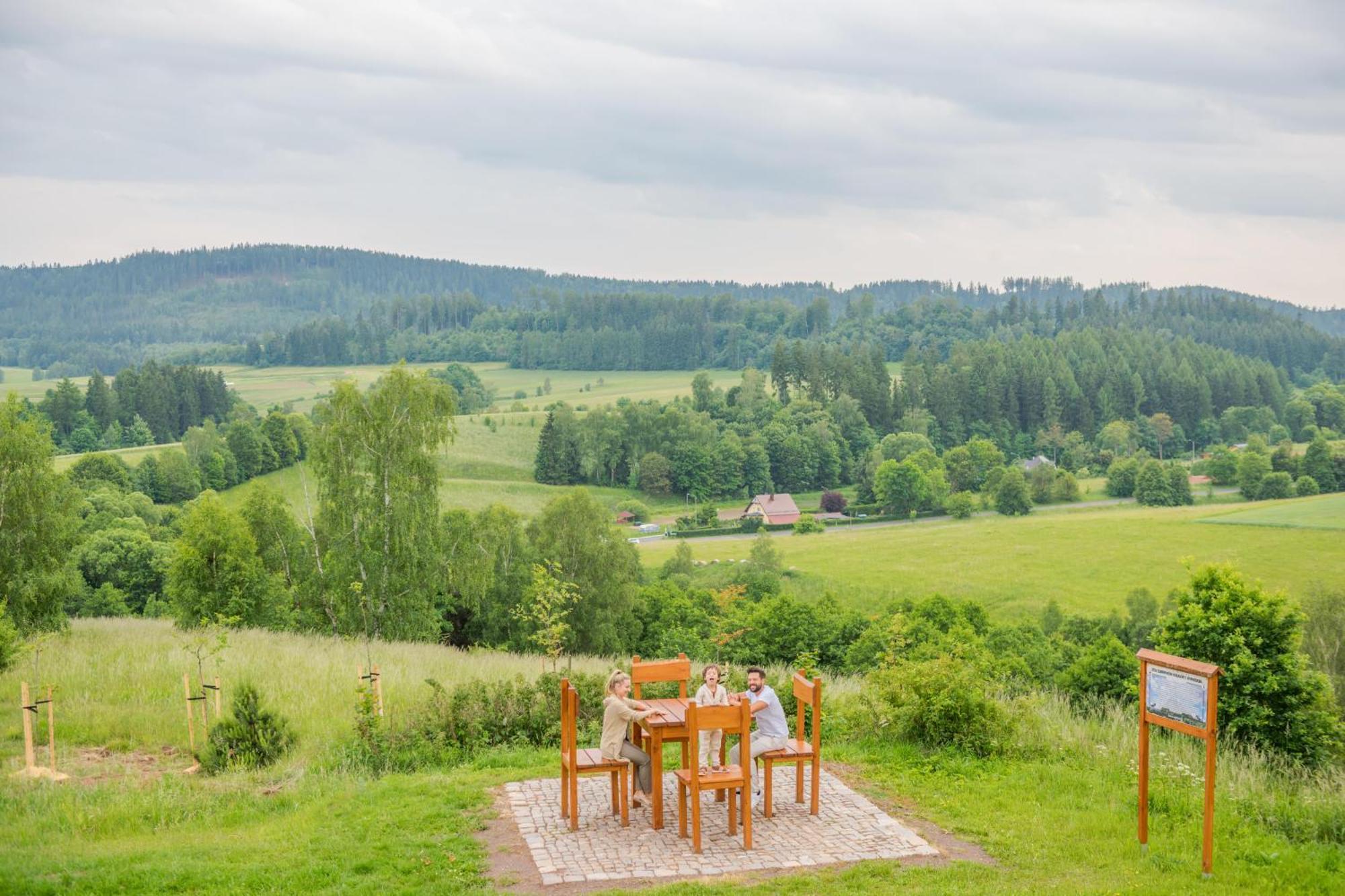 Rajska Polana Domki Premium ,Na Odludziu Z Prywatna Balia Z Jacuzzi I Sauna ,Cisza,Rowery Elektryczne,Gory,Astroprzygoda,- Adrspach, Skalne Miasto, Zamek Ksiaz,Andrzejowka,Karpacz, Sniezka,Janskie Laznie,Pec Mieroszow Exteriér fotografie
