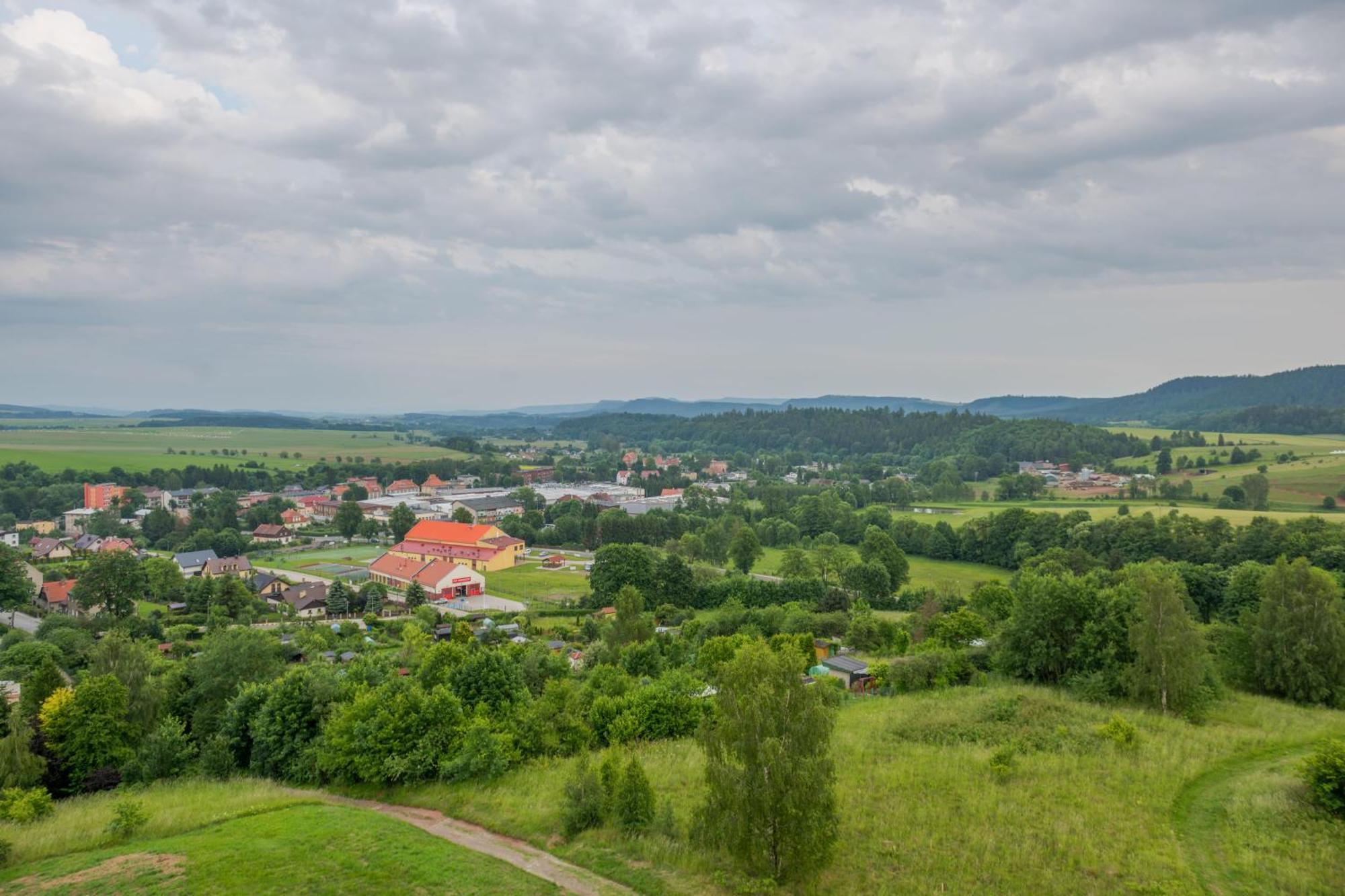 Rajska Polana Domki Premium ,Na Odludziu Z Prywatna Balia Z Jacuzzi I Sauna ,Cisza,Rowery Elektryczne,Gory,Astroprzygoda,- Adrspach, Skalne Miasto, Zamek Ksiaz,Andrzejowka,Karpacz, Sniezka,Janskie Laznie,Pec Mieroszow Exteriér fotografie